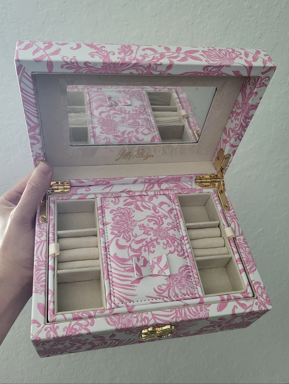 Lilly Pulitzer GWP Jewelry Box